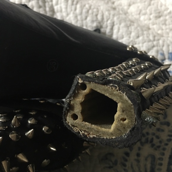 Spiked platform boots - Picture 7 of 10